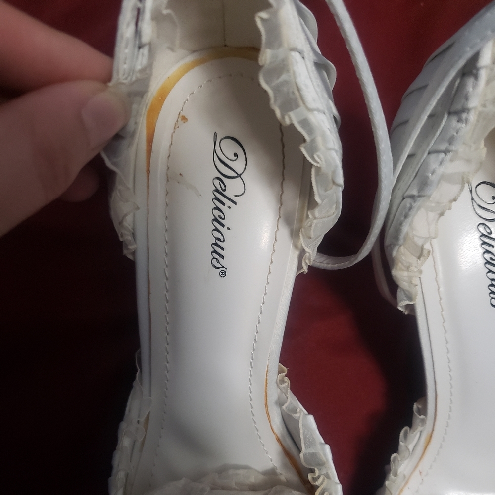 White Satin High Heels - Picture 3 of 4